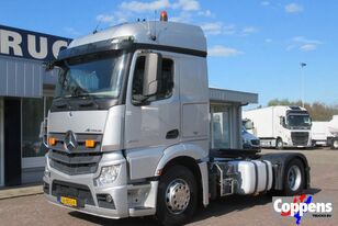 السيارات القاطرة Mercedes-Benz Actros 1840 L