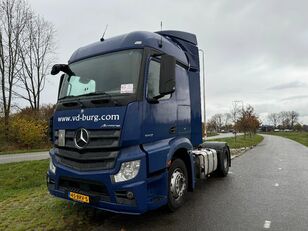 đầu kéo Mercedes-Benz Actros 1842