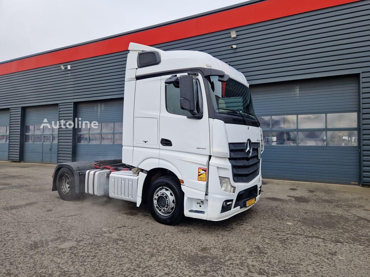 tracteur routier Mercedes-Benz Actros 1842