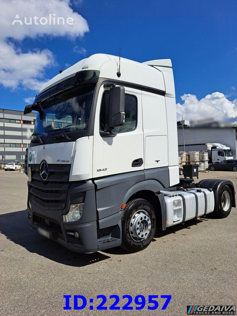 Mercedes-Benz Actros 1842 Euro6 truck tractor