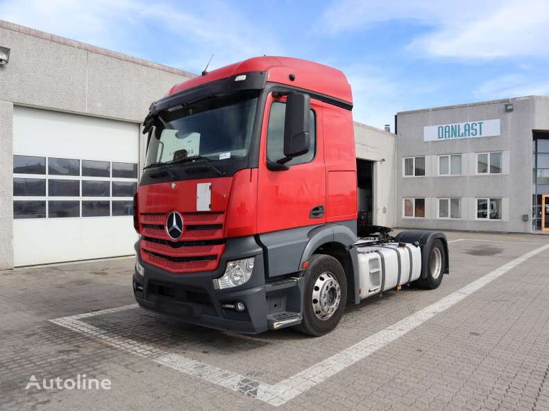 Mercedes-Benz Actros 1843 truck tractor