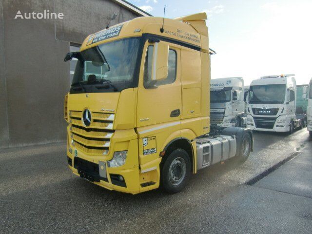 Mercedes-Benz Actros 1843 truck tractor