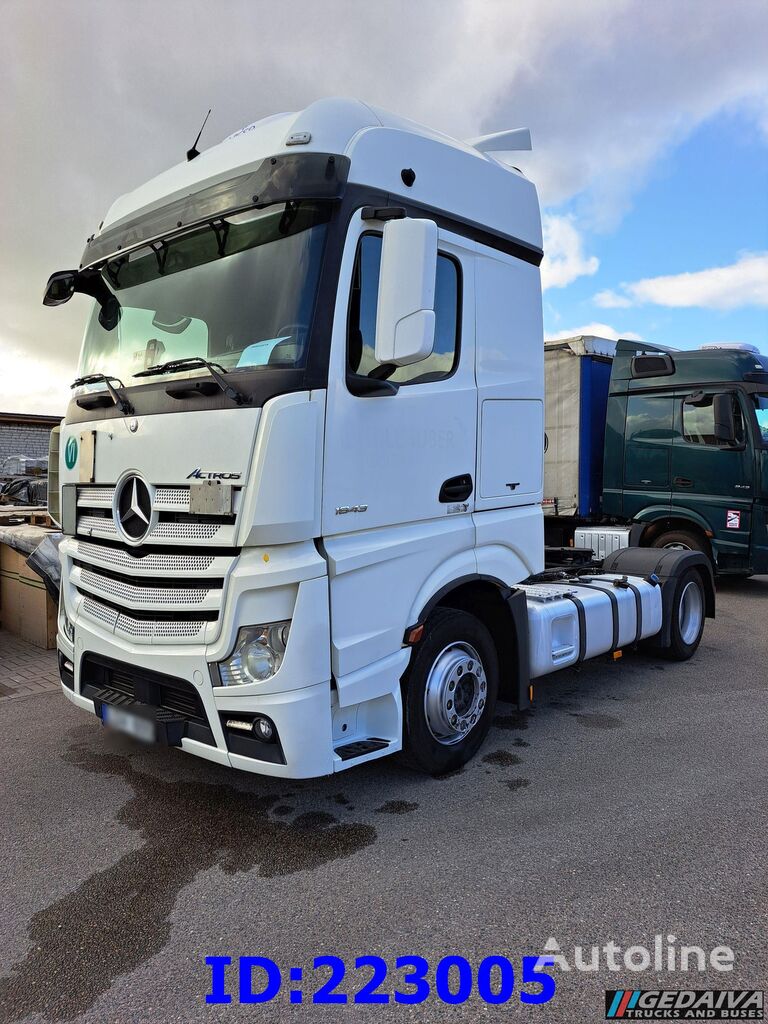 tracteur routier Mercedes-Benz Actros 1843