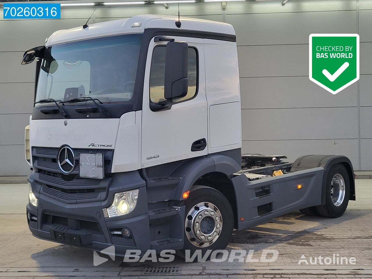 тягач Mercedes-Benz Actros 1843 4X2 Retarder ClassicSpace ADR ACC Xenon