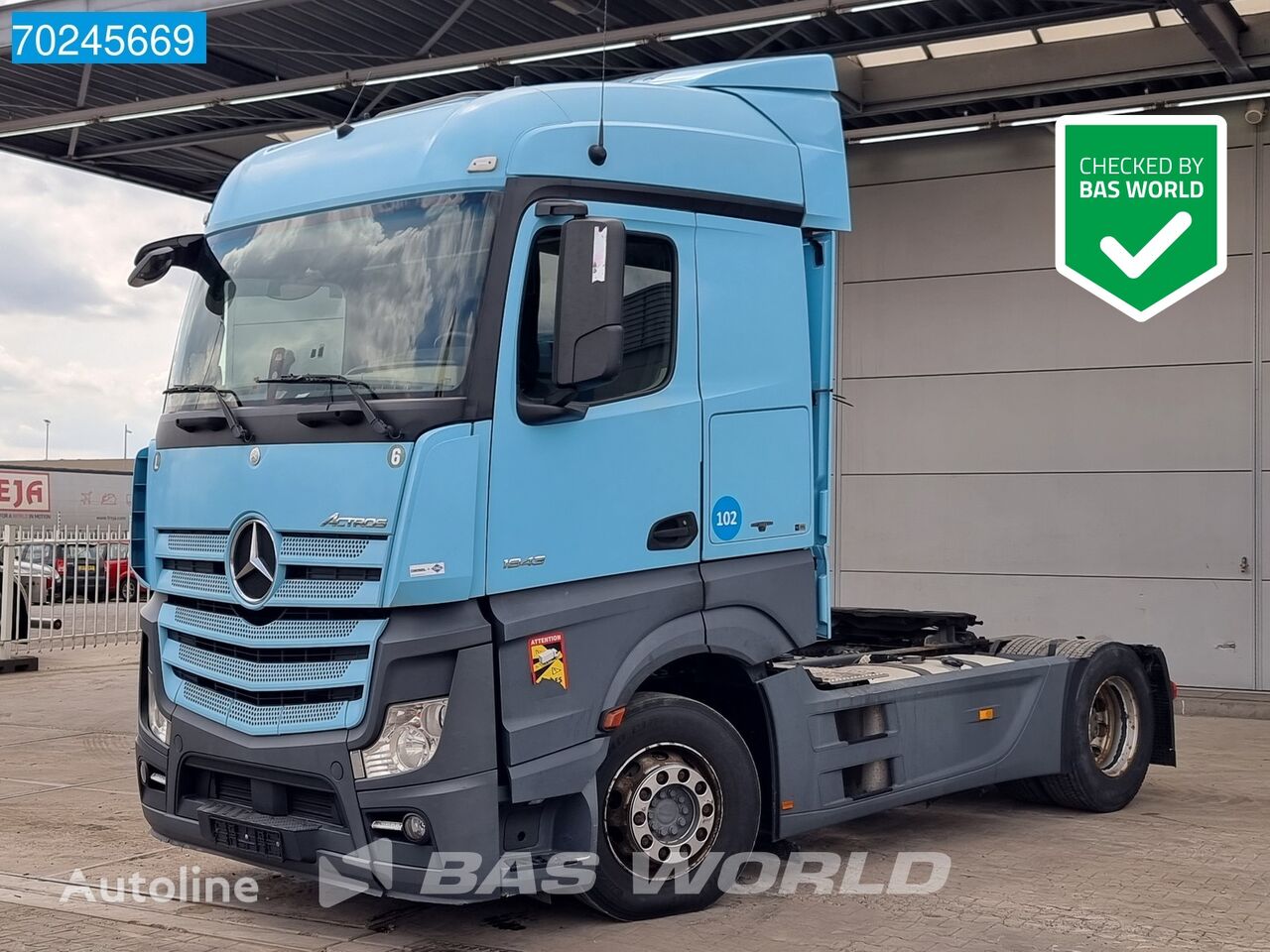 tracteur routier Mercedes-Benz Actros 1843 4X2 Retarder StreamSpace 2x Tanks ACC