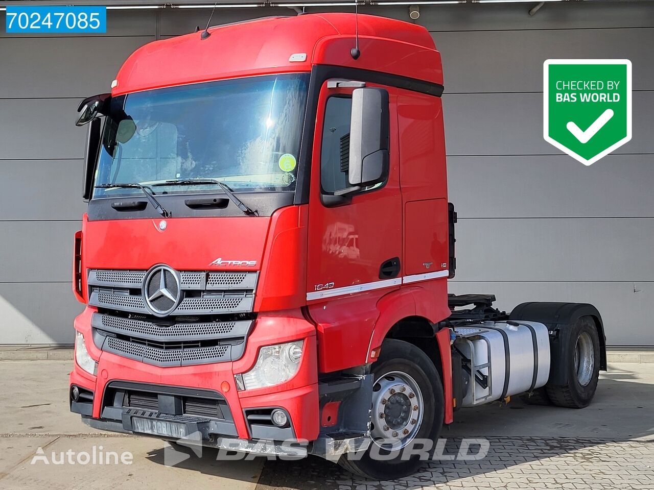 Mercedes-Benz Actros 1843 4X2 StreamSpace PTO truck tractor