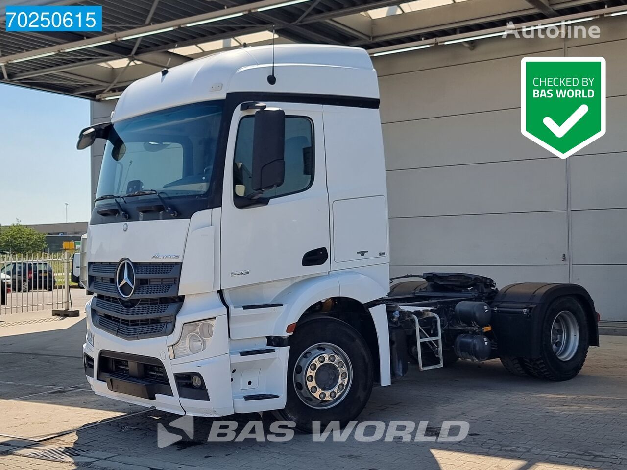 Mercedes-Benz Actros 1843 4X2 StreamSpace Xenon truck tractor