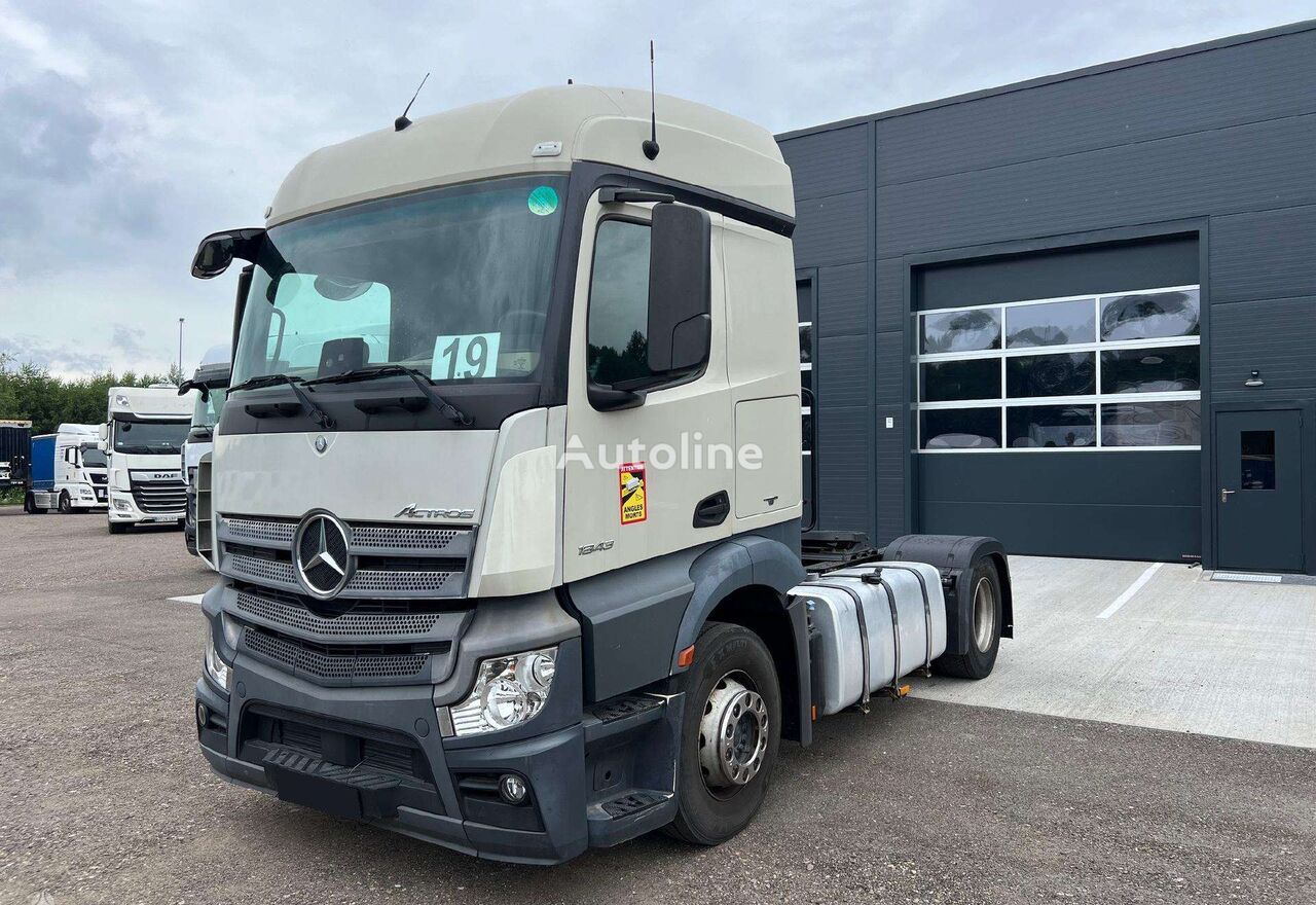 trattore stradale Mercedes-Benz Actros 1843 ADR PTO