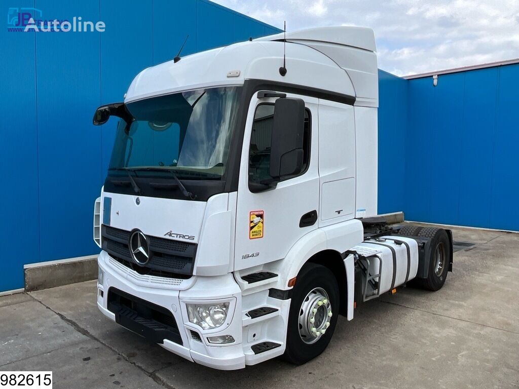 Mercedes-Benz Actros 1843 EURO 6 truck tractor