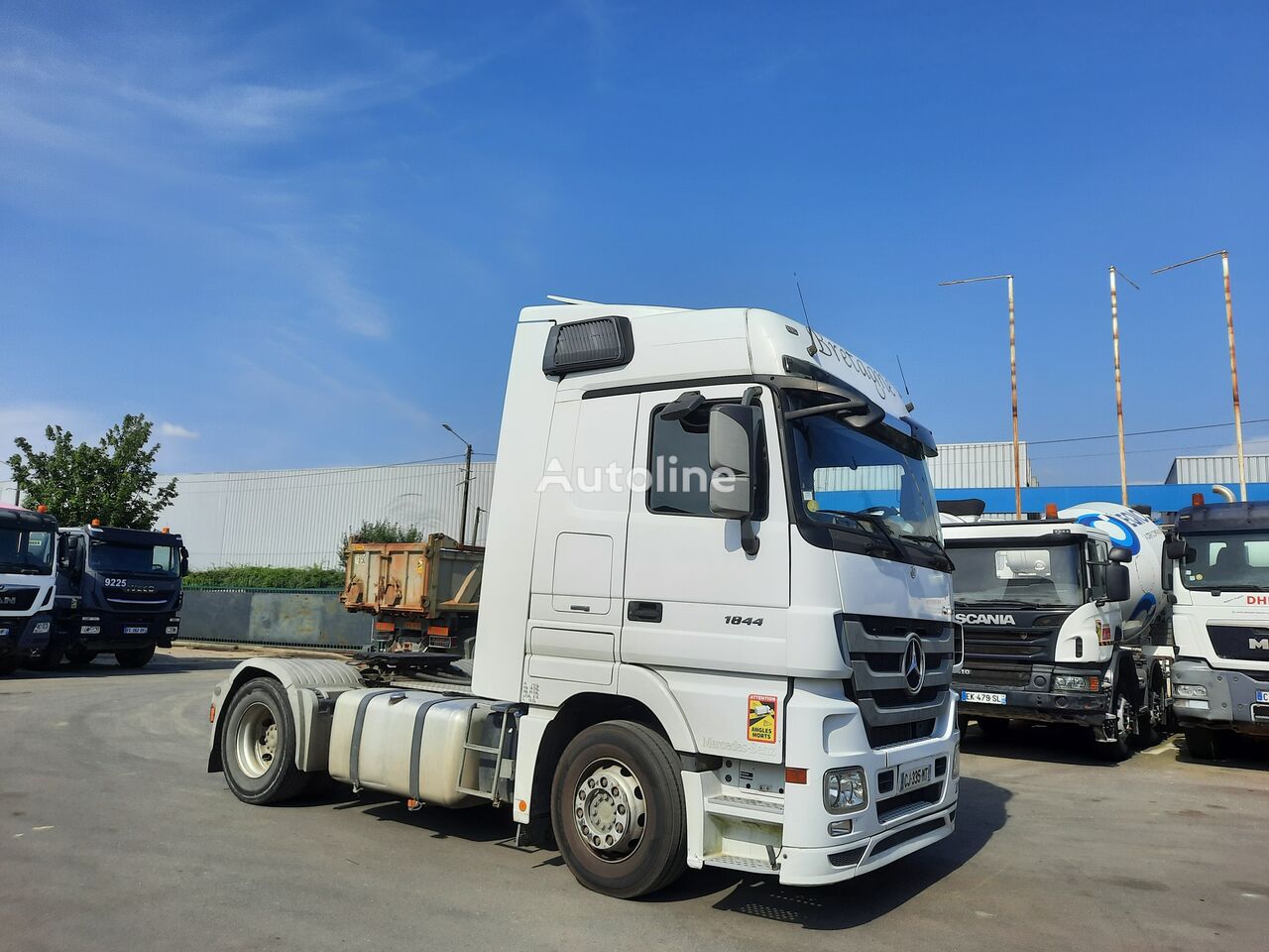 트랙터 트럭 Mercedes-Benz Actros 1844