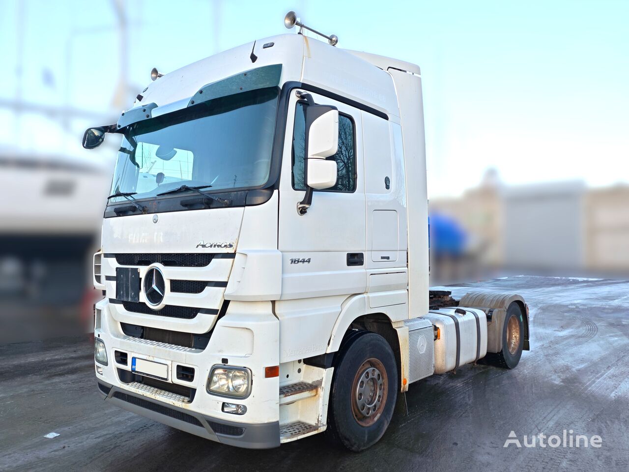 Mercedes-Benz Actros 1844 truck tractor