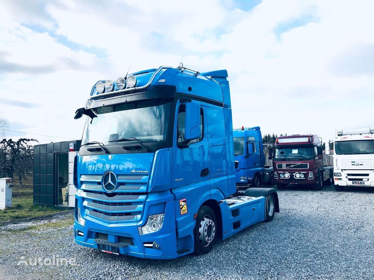 牵引车 Mercedes-Benz Actros 1845