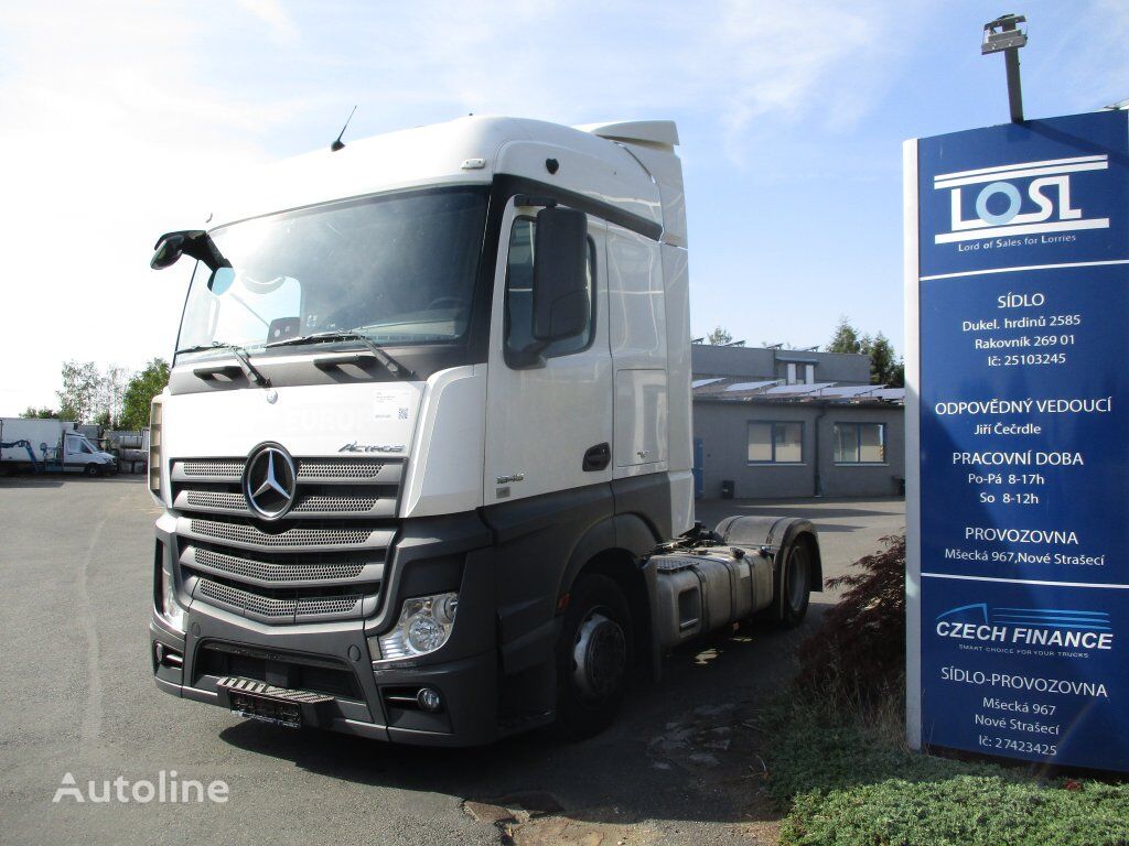 Mercedes-Benz Actros  1845  truck tractor