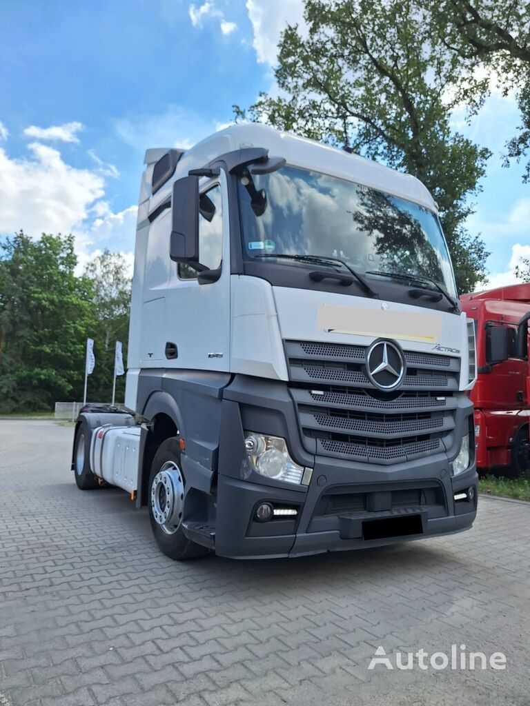 牵引车 Mercedes-Benz Actros 1845