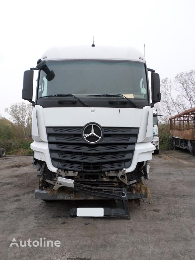 unfall Mercedes-Benz Actros 1845 Sattelzugmaschine