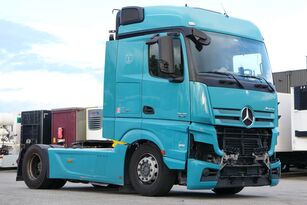 тягач Mercedes-Benz Actros 1845