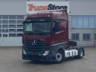 Mercedes-Benz Actros 1845 truck tractor