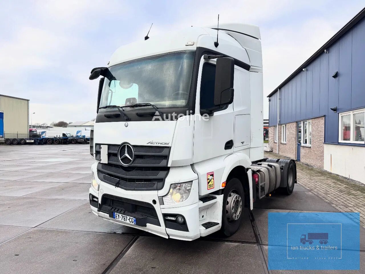 트랙터 트럭 Mercedes-Benz Actros 1845 4X2 STREAMSPACE 230 EURO 6 2018