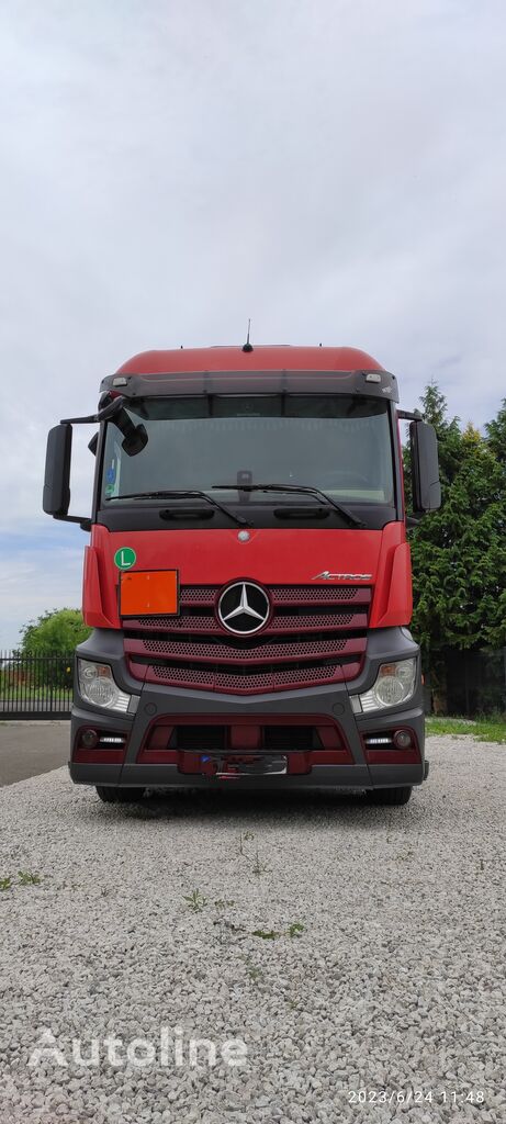 السيارات القاطرة Mercedes-Benz Actros 1845 ADR