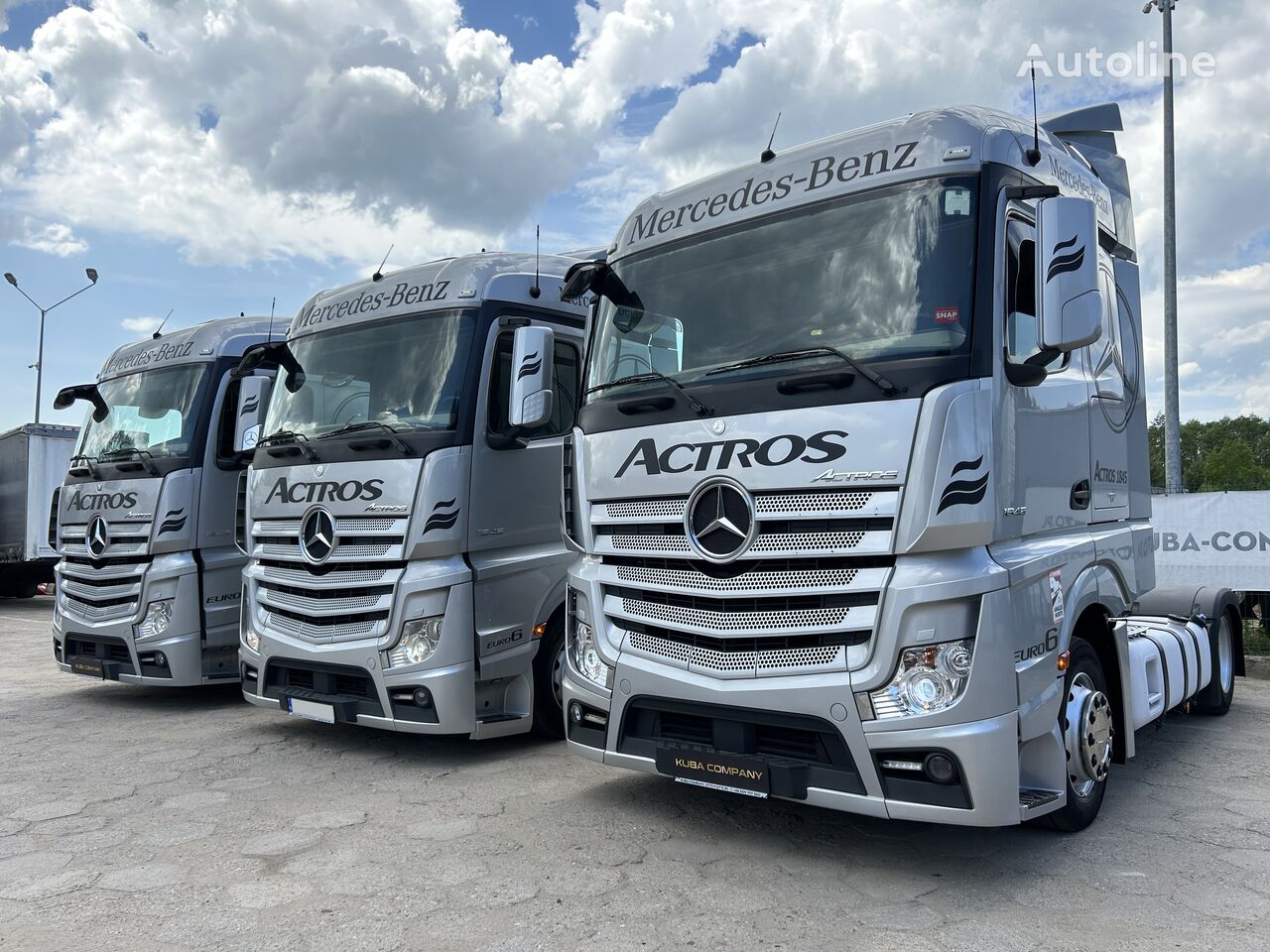 vilkikas Mercedes-Benz Actros 1845 EURO 6 / LOW DECK / MEGA / 2014 ROK / 3 SZTUKI !!