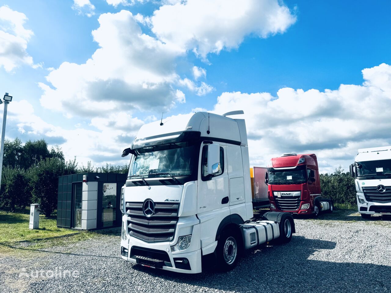 vlačilec Mercedes-Benz Actros 1845 Gigaspace Lowdeck