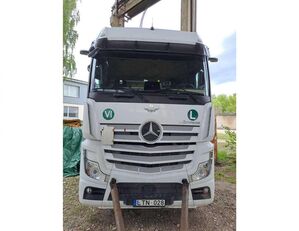 Mercedes-Benz Actros 1845 LS tractora siniestrada