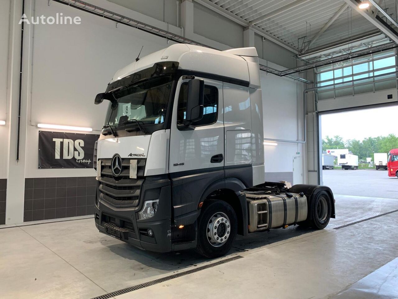 тягач Mercedes-Benz Actros 1845 LS 4x2 Big Space