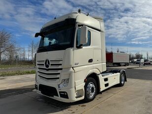 tracteur routier Mercedes-Benz Actros 1848