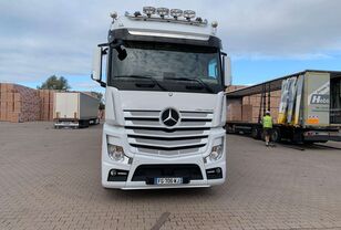 тягач Mercedes-Benz Actros 1848