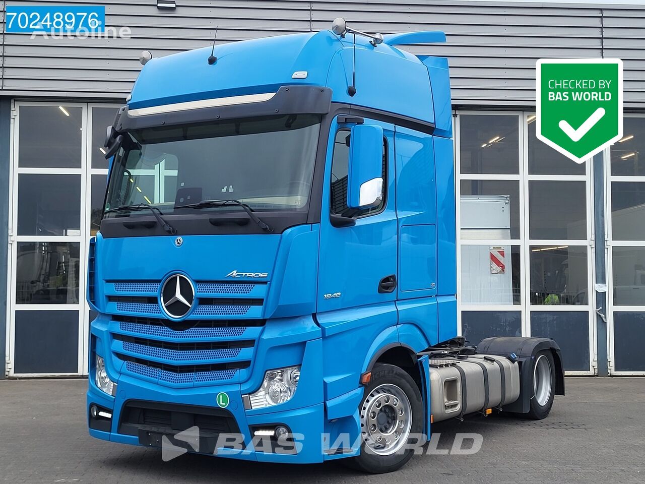 Mercedes-Benz Actros 1848 4X2 Retarder GigaSpace 2x Tanks Mega ACC trekkvogn