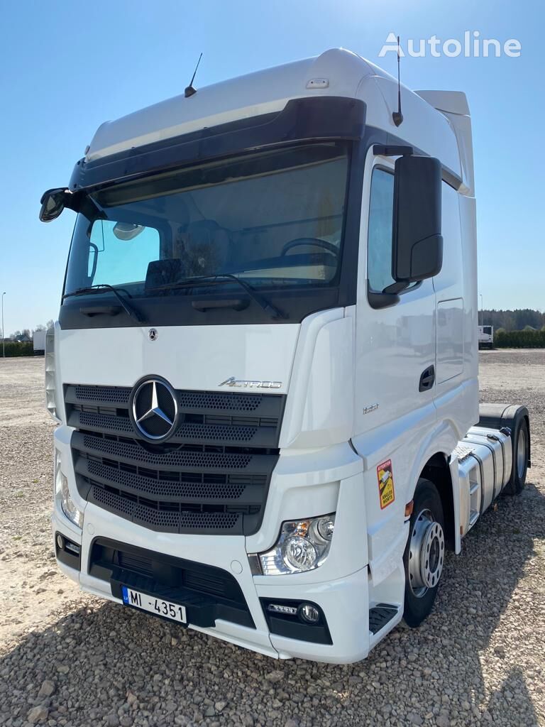 sadulveok Mercedes-Benz Actros 1851