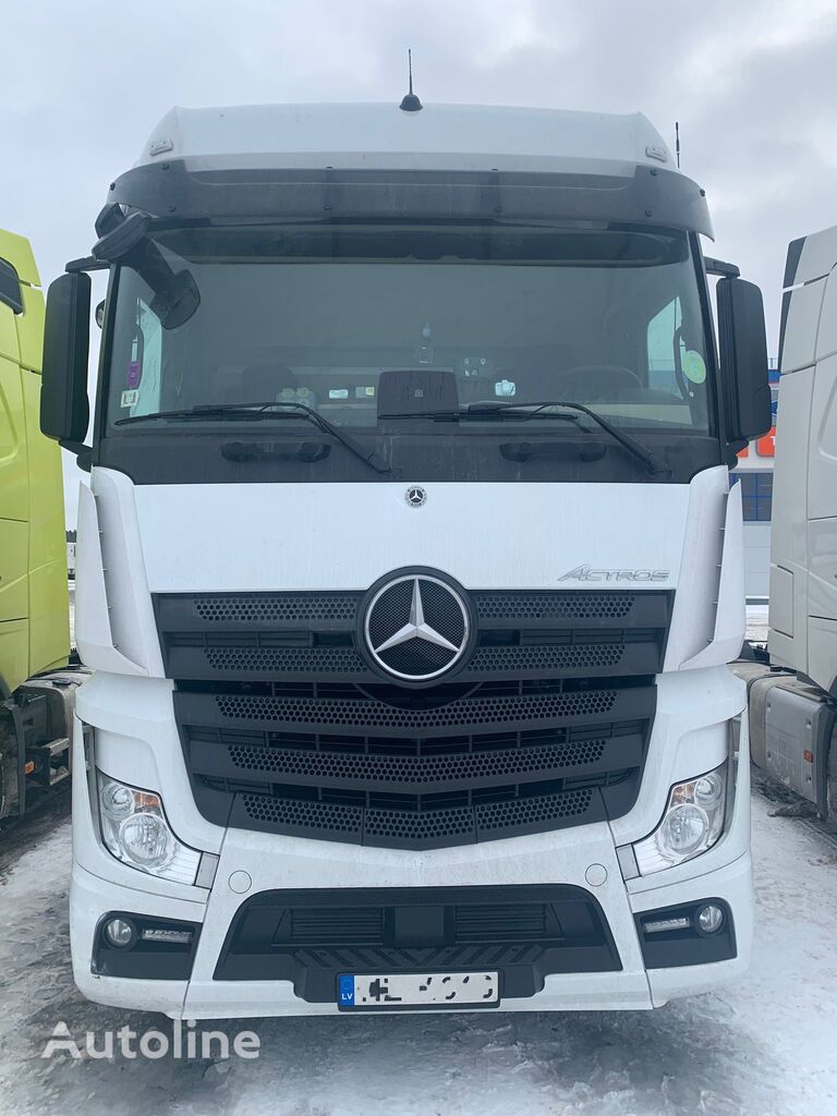 vilkikas Mercedes-Benz Actros 1851