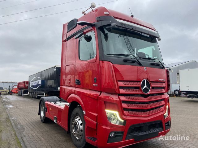 Mercedes-Benz  Actros 1851  Sattelzugmaschine