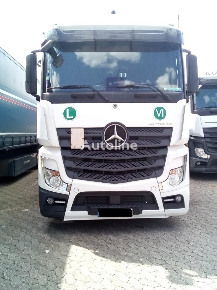 Mercedes-Benz Actros 1851 vetopöytäauto