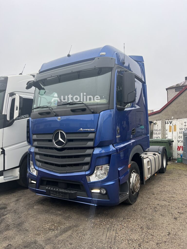 Mercedes-Benz Actros 1851 çekici