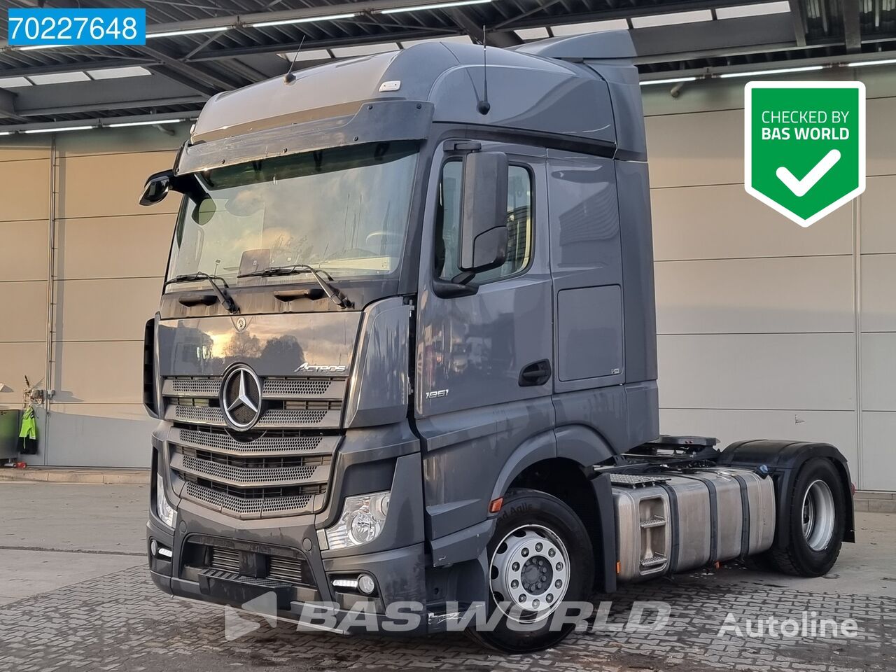 camião tractor Mercedes-Benz Actros 1851 4X2 BigSpace 2x Tanks Euro 6