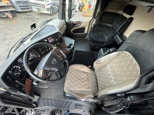 Tracteur routier Mercedes-Benz Actros 1851 / Giga Space / Full Air / Euro6 / NL Truck à vendre - Image 8 | Autoline CG Tracteur routier Mercedes-Benz Actros 1851 / Giga Space / Full Air / Euro6 / NL Truck | Image 8 - Autoline