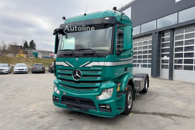 тягач Mercedes-Benz Actros 1853 4x2 ADR