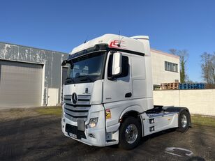 السيارات القاطرة Mercedes-Benz Actros 1853 ADR