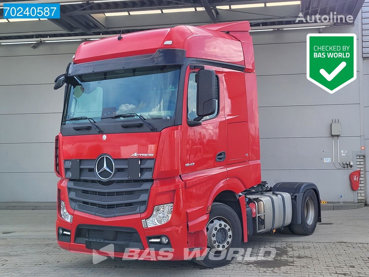 Mercedes-Benz Actros 1942 4X2 BigSpace Retarder Standklima 2x Tanks Euro 6 trekker