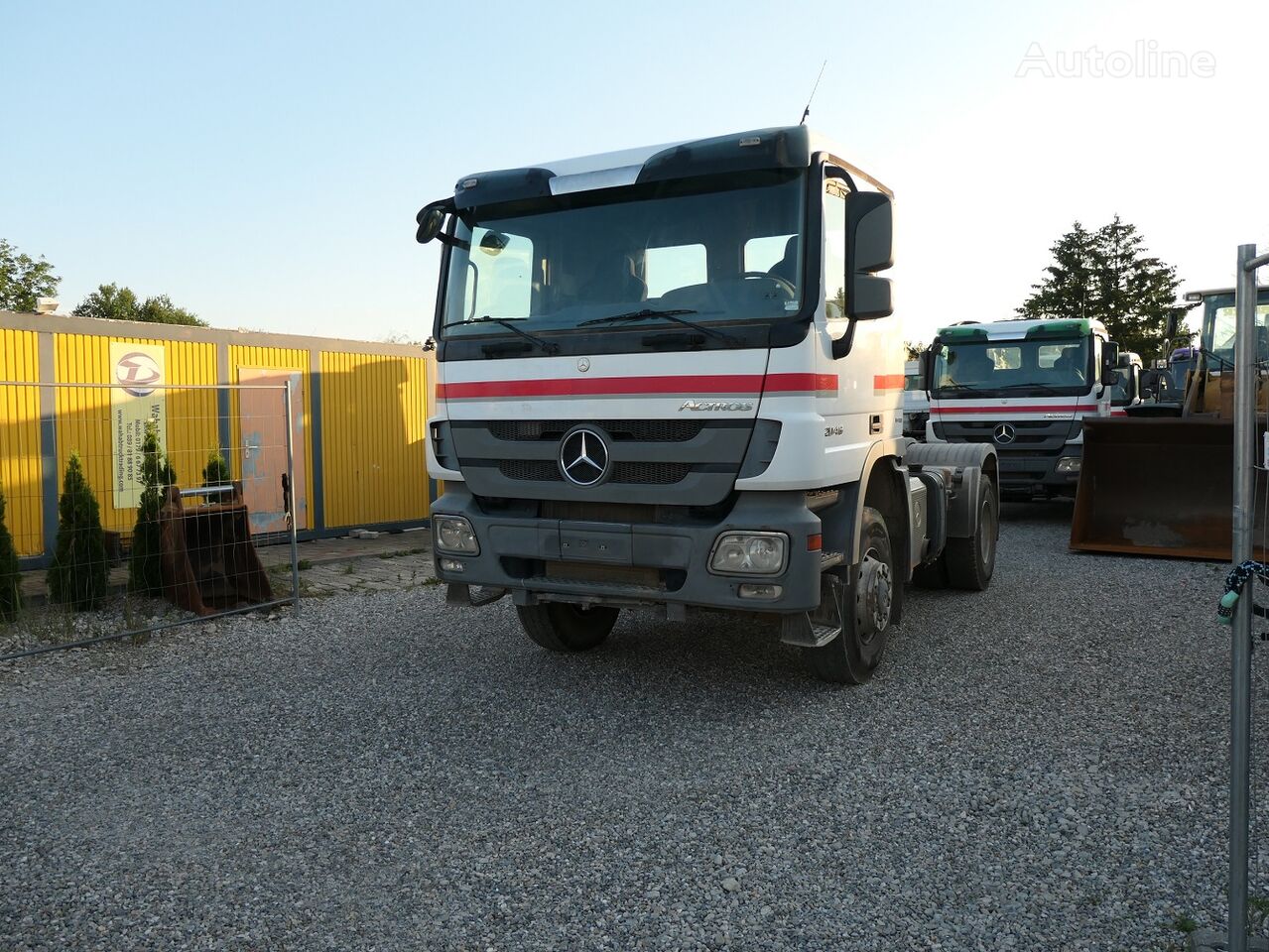 đầu kéo Mercedes-Benz Actros 2044 AS 4X4