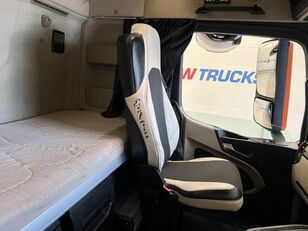 Mercedes-Benz Actros 2545 truck tractor for sale - Image 82 | Autoline CA Mercedes-Benz Actros 2545 truck tractor | Image 82 - Autoline