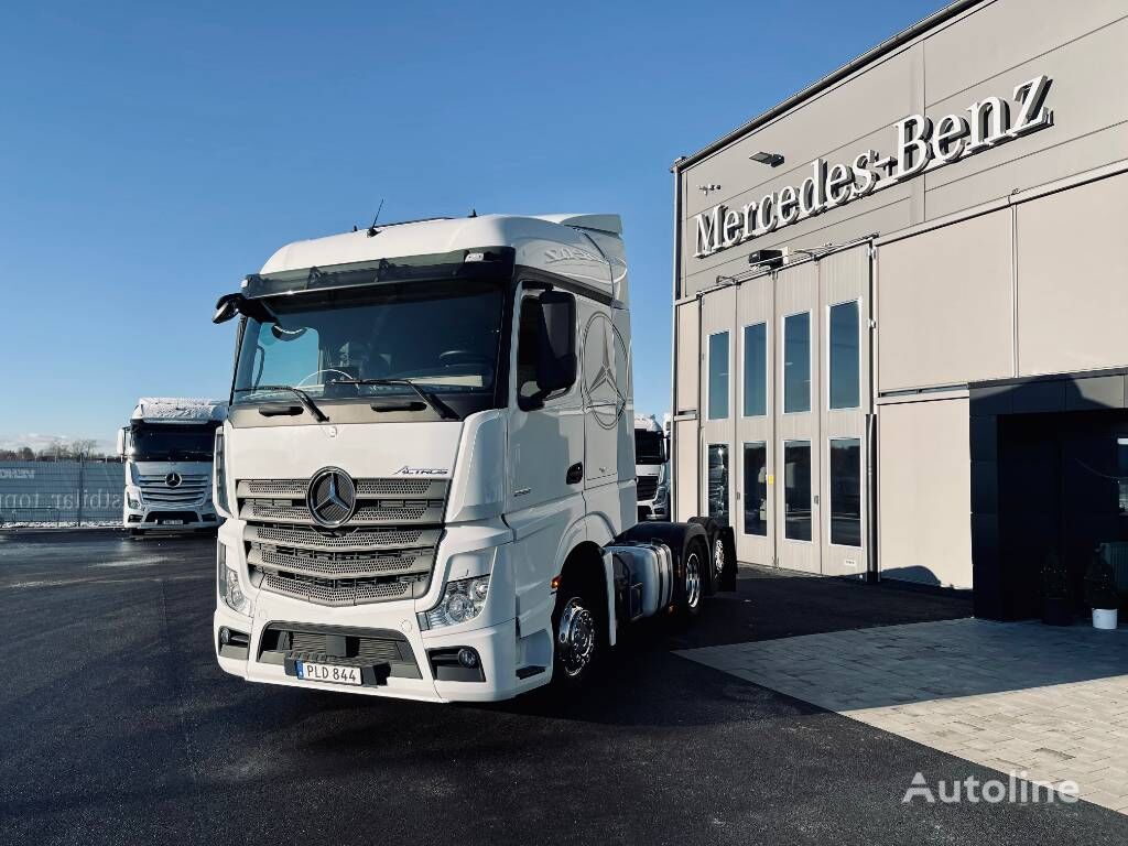 Mercedes-Benz Actros 2551 LS 6x2 Dragbil Boogie truck tractor