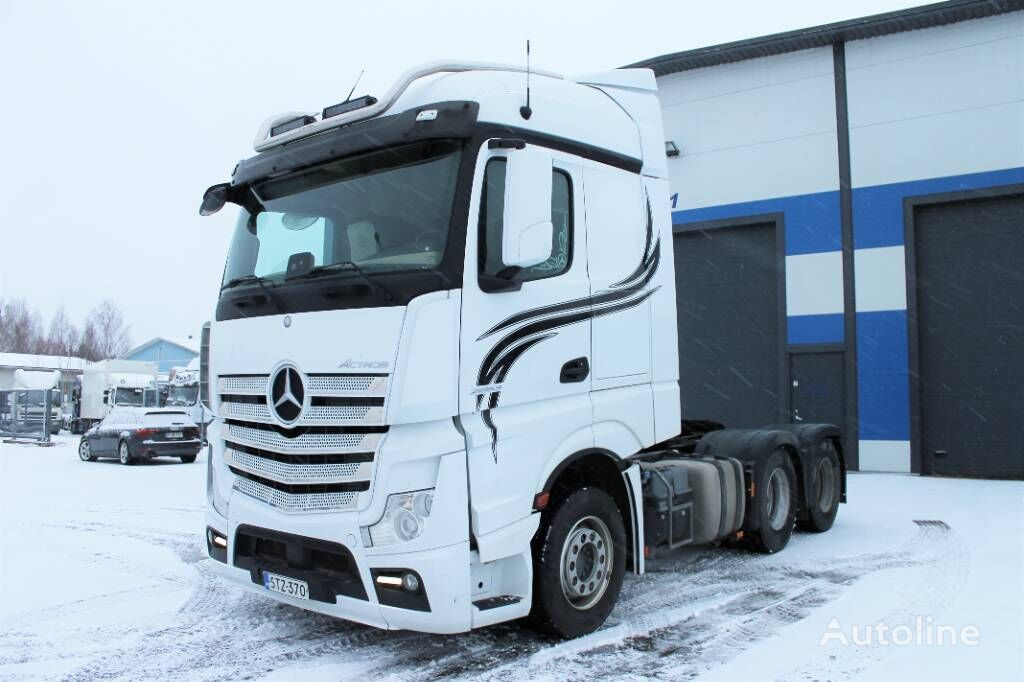 Mercedes-Benz Actros 2553 6X4 truck tractor