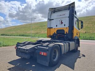 السيارات القاطرة Mercedes-Benz Actros * 390 * Euro 6 * x 2 Pieces