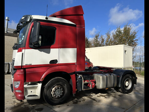 牵引车 Mercedes-Benz Arocs 1845 LS