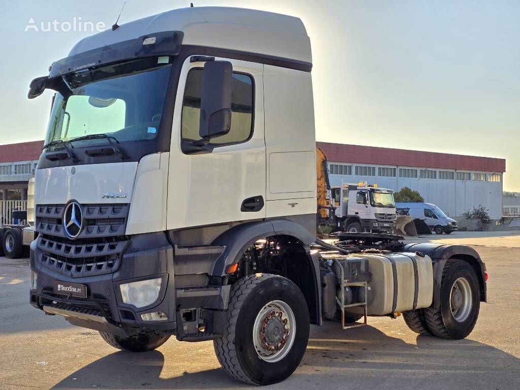 Mercedes-Benz Arocs 2051 AS 4x4 truck tractor