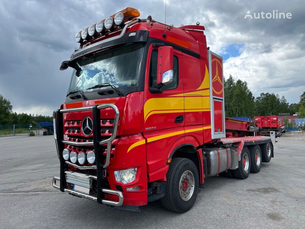 тягач Mercedes-Benz Arocs 5873