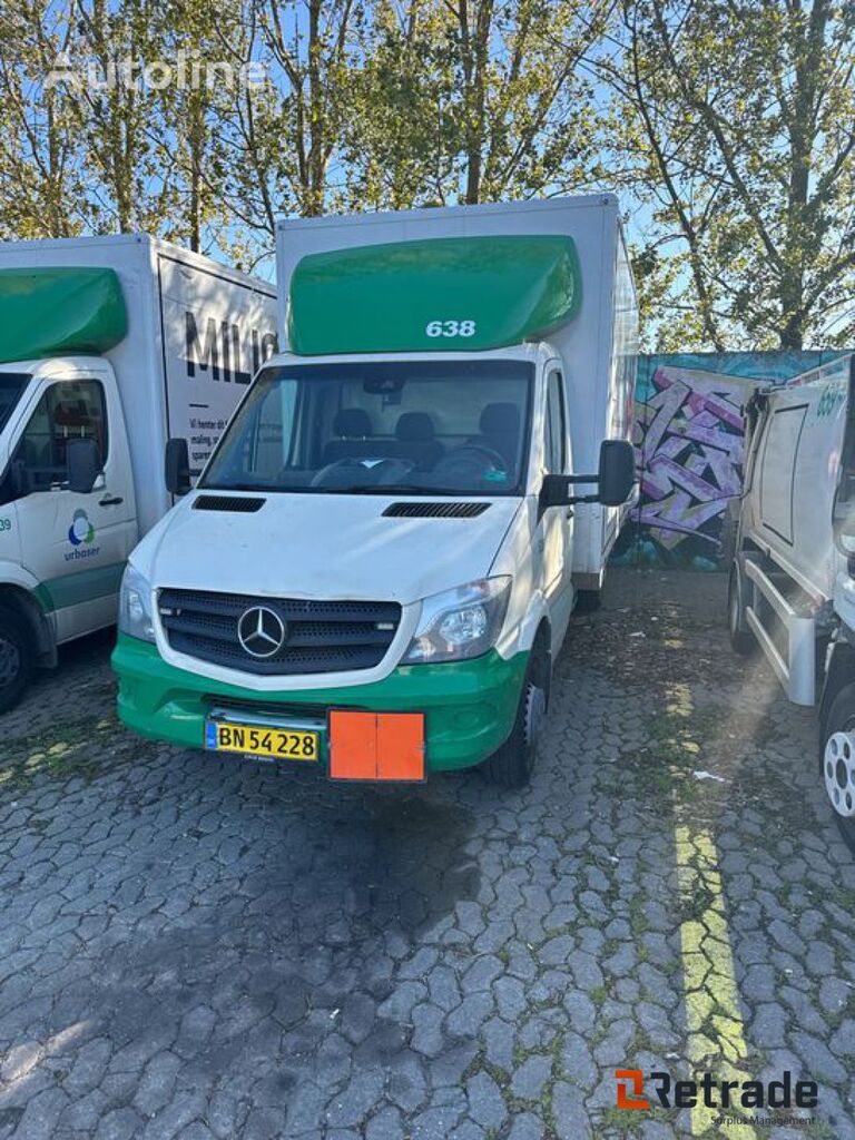 السيارات القاطرة Mercedes-Benz Sprinter