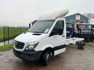 Mercedes-Benz Sprinter 516 truck tractor